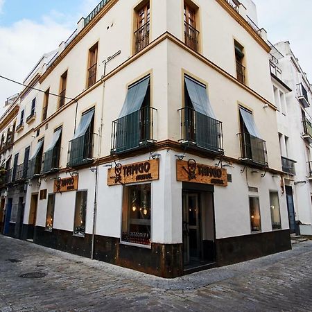 Arenal Carreteria Deluxe Suites By Valcambre Sevilla Dış mekan fotoğraf