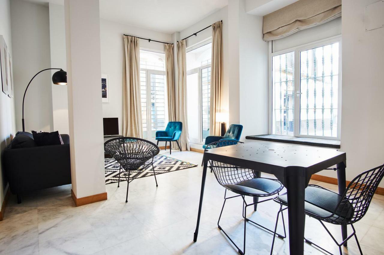 Arenal Carreteria Deluxe Suites By Valcambre Sevilla Dış mekan fotoğraf