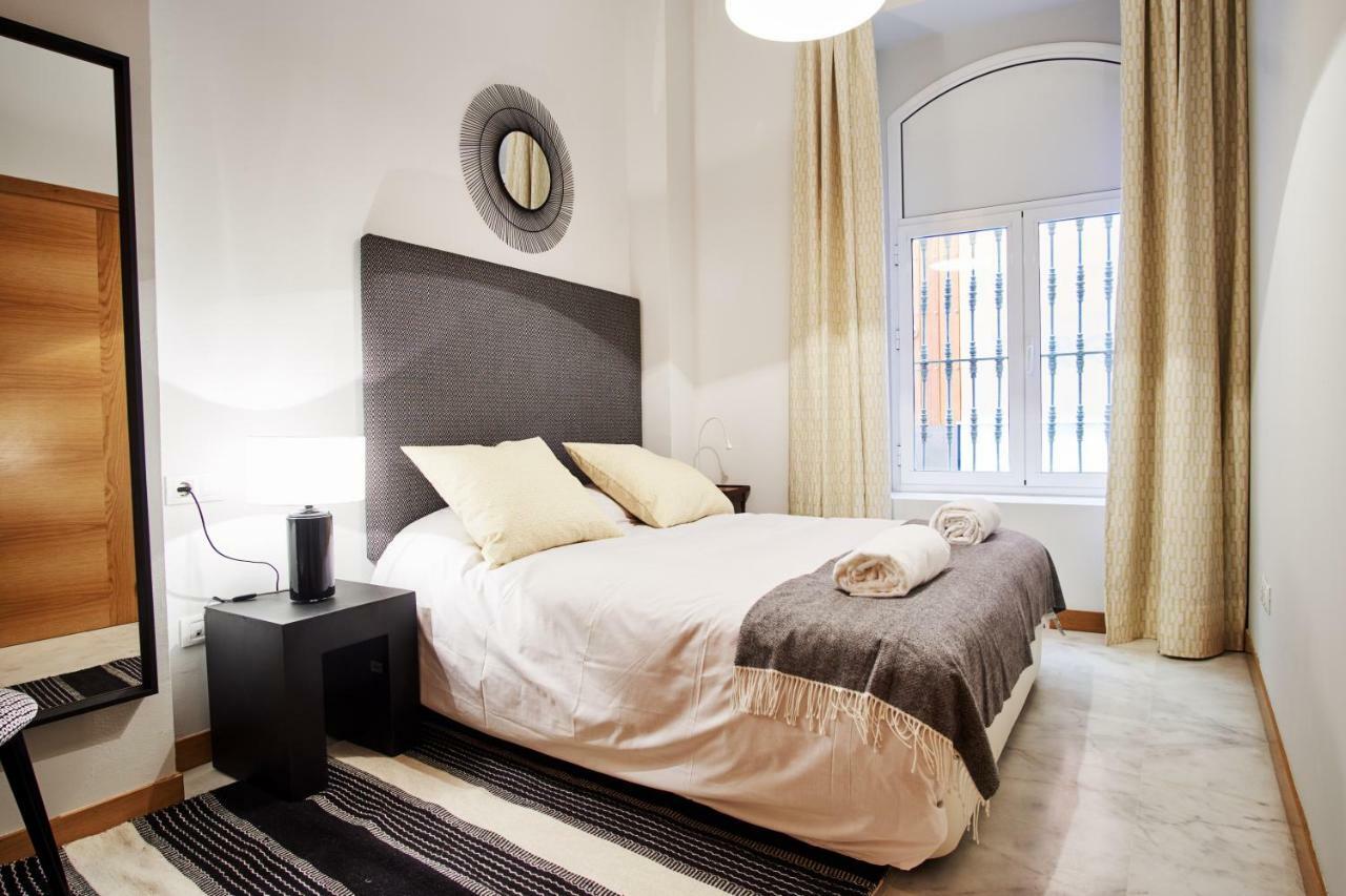 Arenal Carreteria Deluxe Suites By Valcambre Sevilla Dış mekan fotoğraf