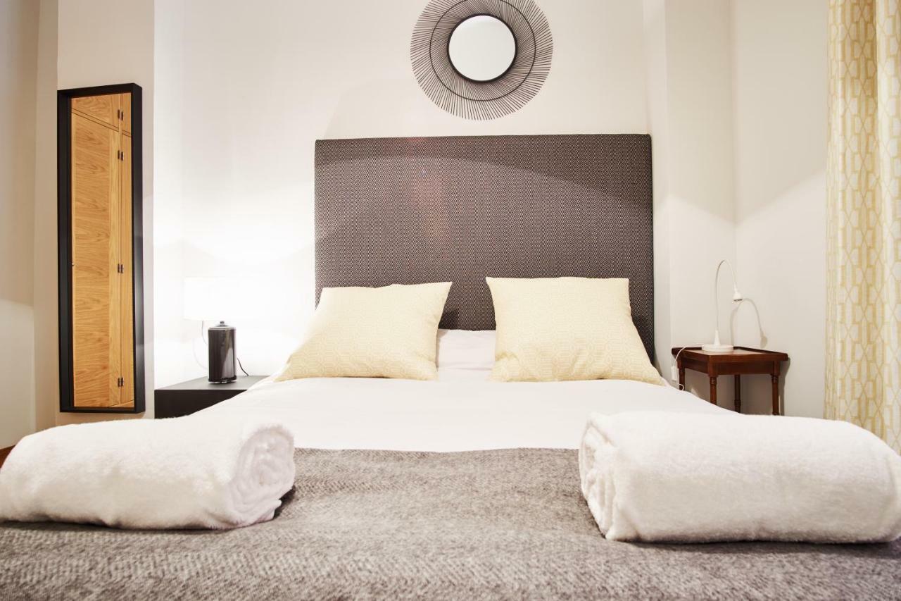 Arenal Carreteria Deluxe Suites By Valcambre Sevilla Dış mekan fotoğraf