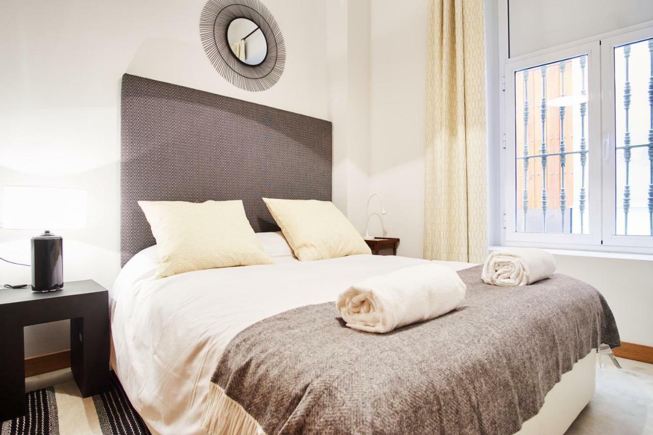 Arenal Carreteria Deluxe Suites By Valcambre Sevilla Dış mekan fotoğraf